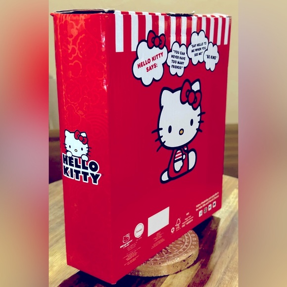 Sanrio Hello Kitty Shaped
Ceramic Trinket Tray - Jewelry
Ring Holder Dish - Picture 3 of 14